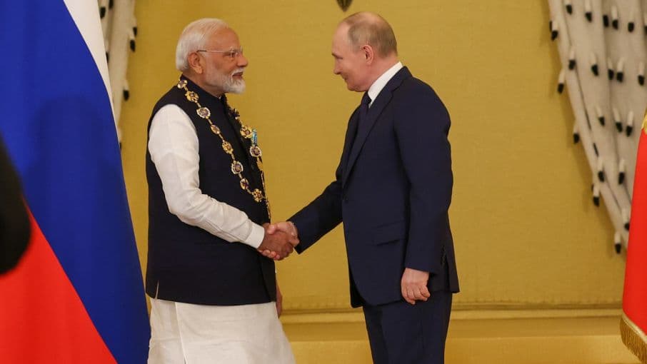 पुतिन से बोले मोदी- 'युद्ध के मैदान में कोई समाधान संभव नहीं'